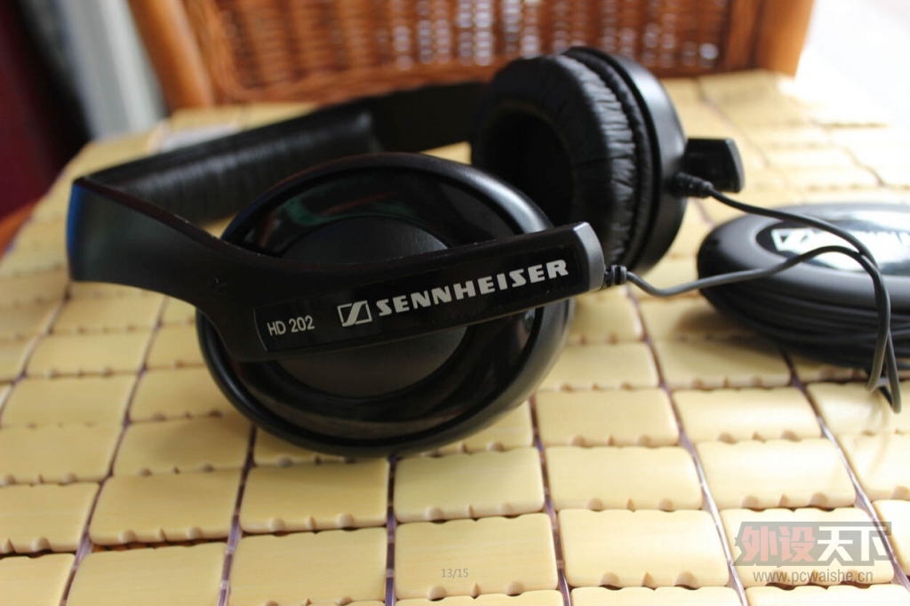 �����ݡ���ɭ������HD202���ѳ���