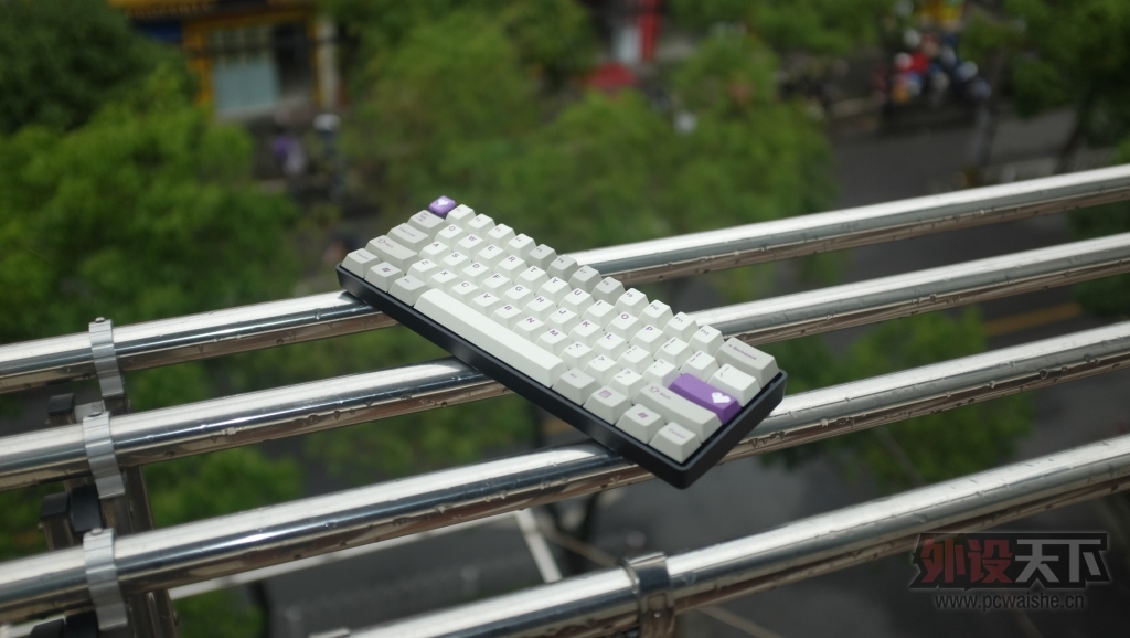 ���Ϻ���poker2������+�Ұ��϶�ɫ��ñ 900���㻦��˳��