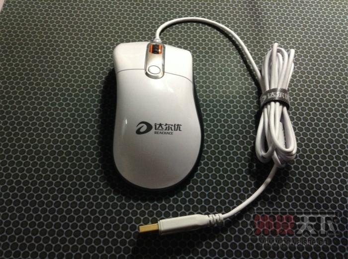 �����ա������S100