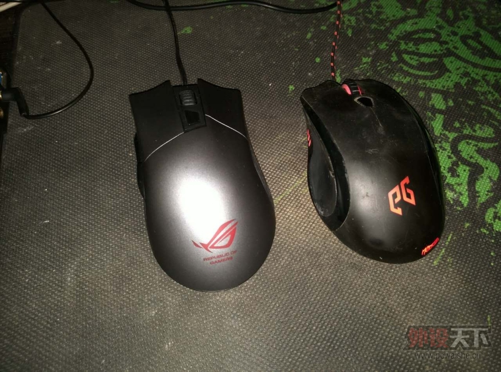 [�ɶ�] ��˶��ASUS��P501-1A ROG Gladius��G�羺��� �ѳ�