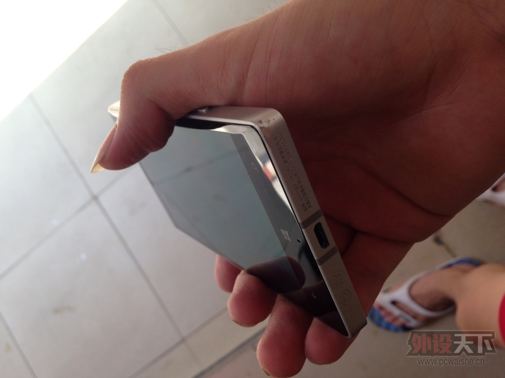 [����]���� lumia 930 ��ɫ RM-1087