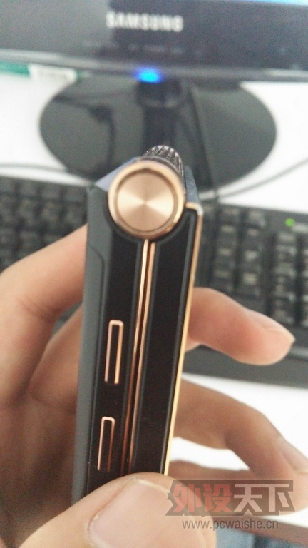 [����]4��ʵ�幺�������W900����������������2050Ԫ