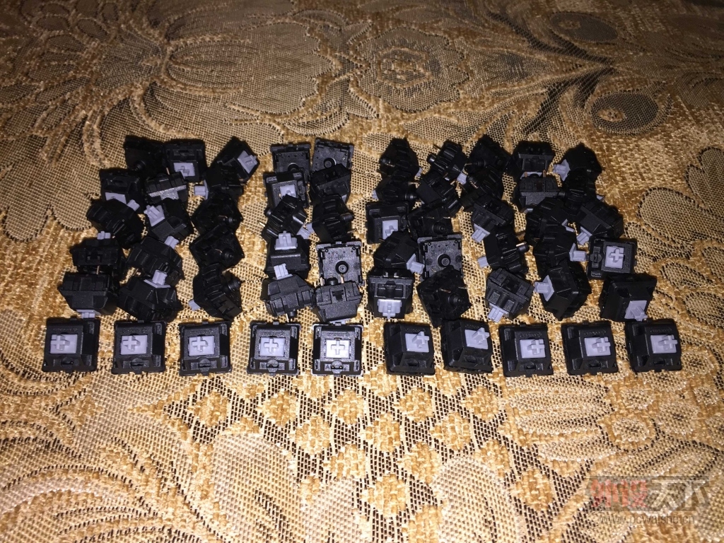 �����������̶����ˣ���ñ��������