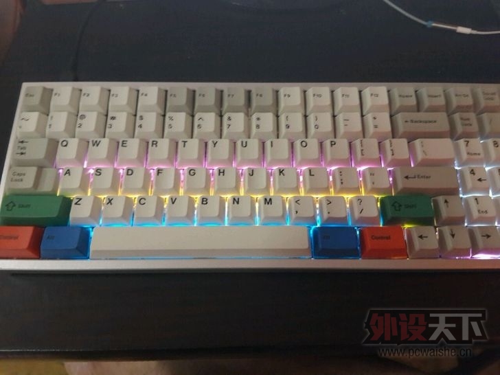 ��������ͨ�����ߺڹѸ�������ӣ�����ᣬDUCK96 V2��ɫ