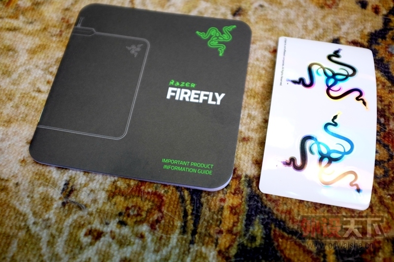 Razer���� Firefly������� ��֬���濪��