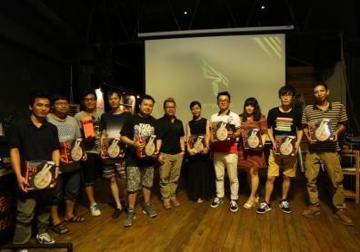 �����Է�â��̽��δ���� ������һ��˶���ƴ�������ѵ��Ӫ����վԲ����Ļ