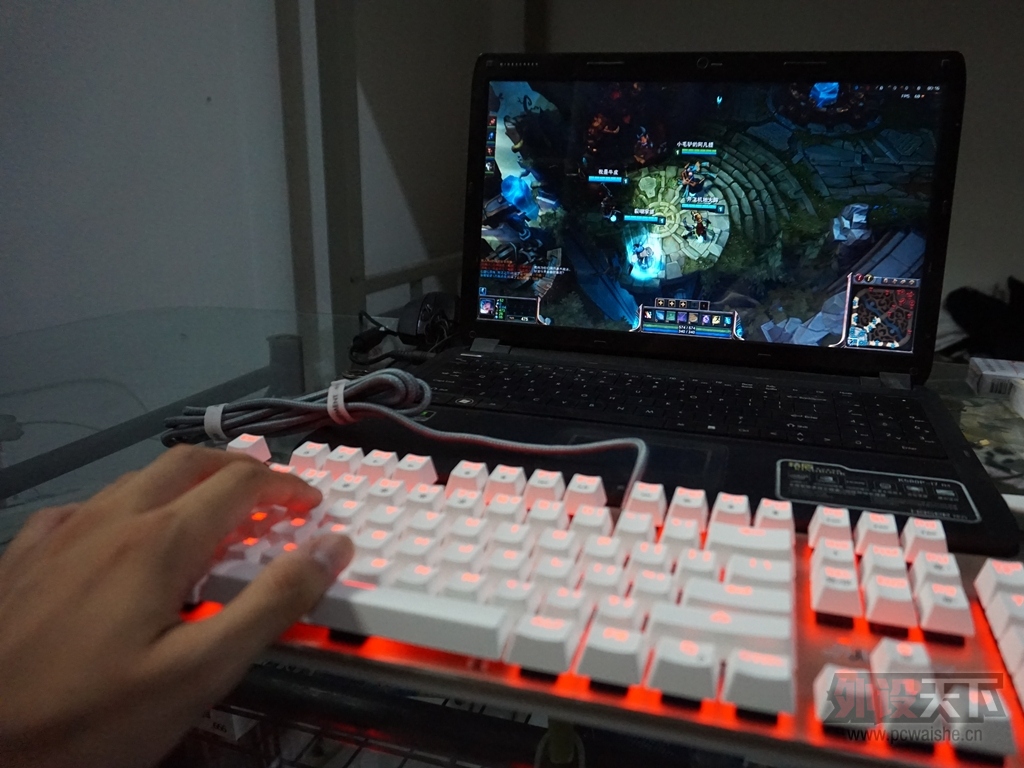 ���ϲʺ磬�Զ��ʺ磬ɭ�������ЫV628 RGB��е��������