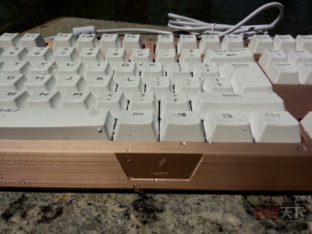 �˷����ˣ�ǿ��Ϯ�����װ�V510��ˮȫ�޳���Ϸ��е����