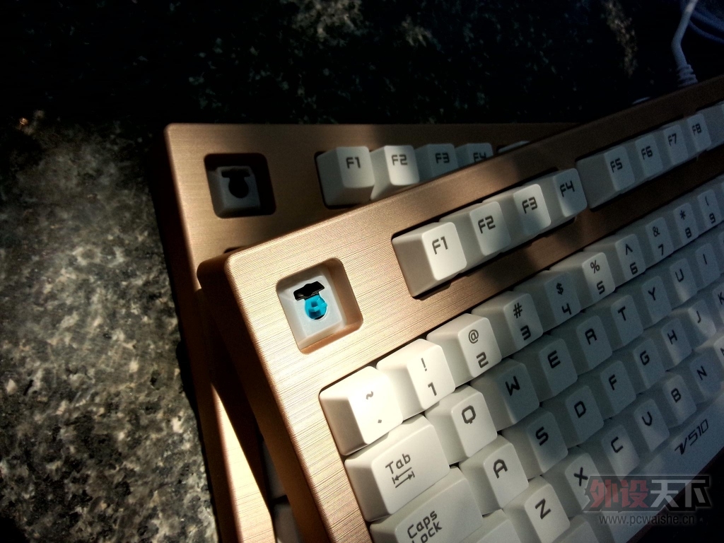 �˷����ˣ�ǿ��Ϯ�����װ�V510��ˮȫ�޳���Ϸ��е����