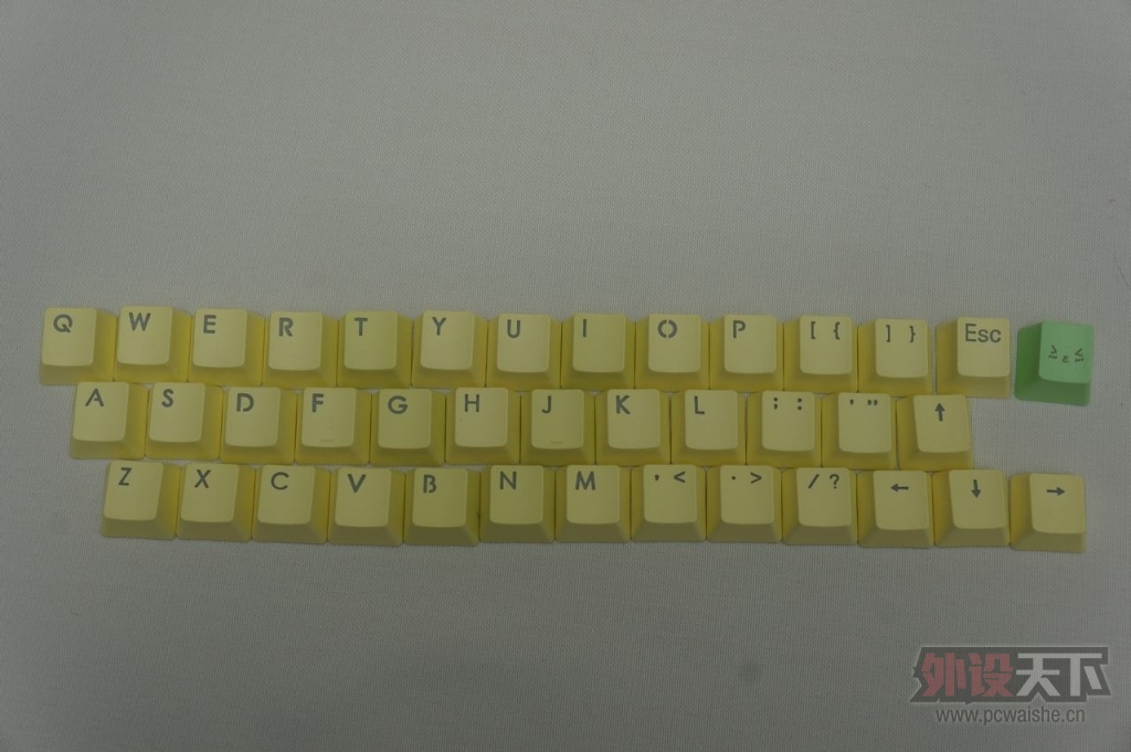 ���ѳ��������еĹ�â�D�D������37����ɫ��ɫ����͸���ñ����С��