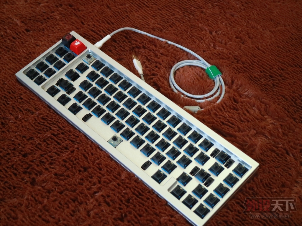 �����ݡ�����˹�� mini ������� ��2͸����