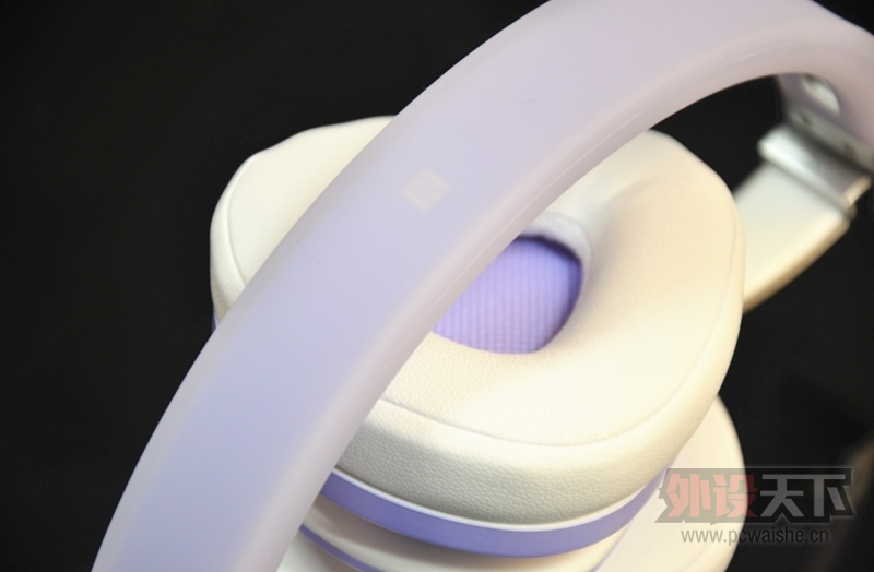 �Ȼ�ˮ�� �װ�S700 Hi-Fi NFC������ϲ����