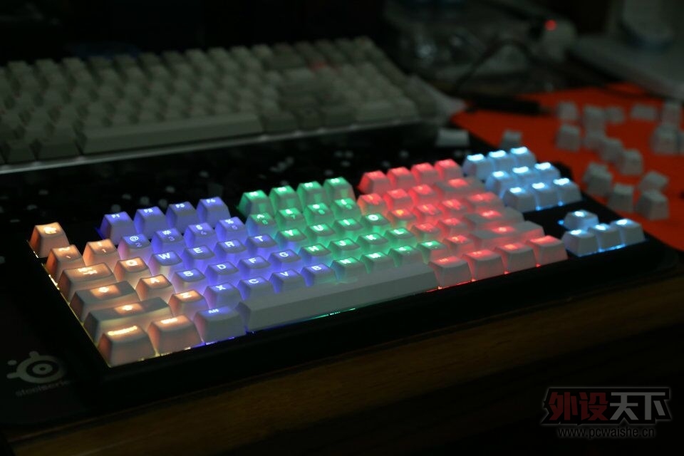 Aplum RGB̲