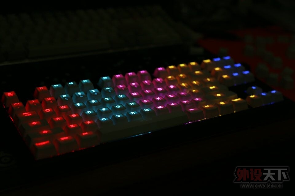 Aplum RGB̲