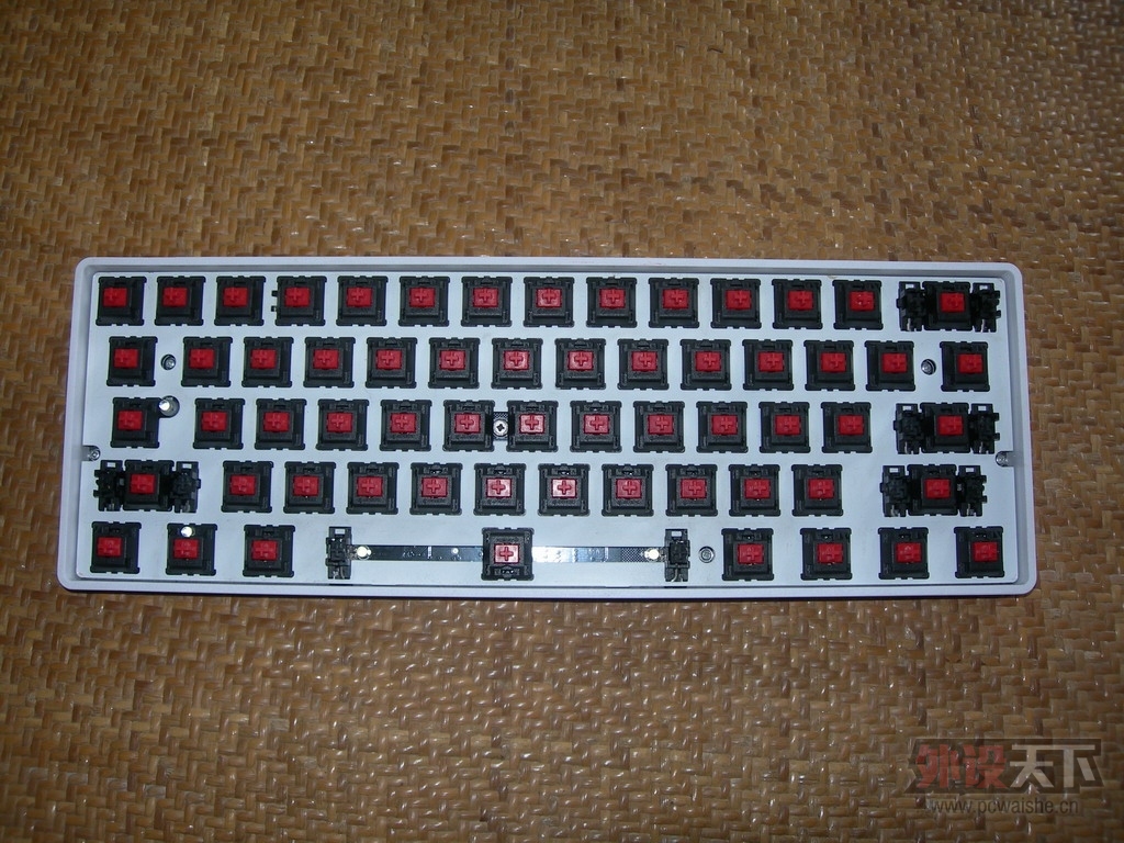 [����] ���㶫��poker2��ɫ���ᡢ����ŷ�ֱ��������ݳ���