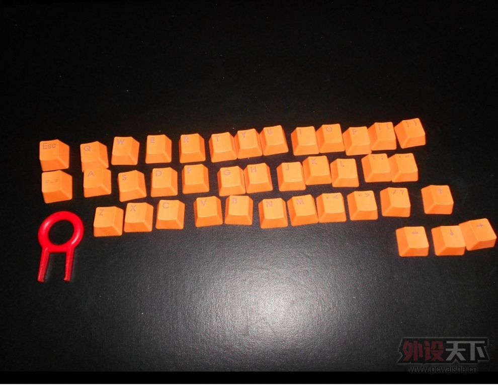 �����߶�ɫ����͸���ñ����