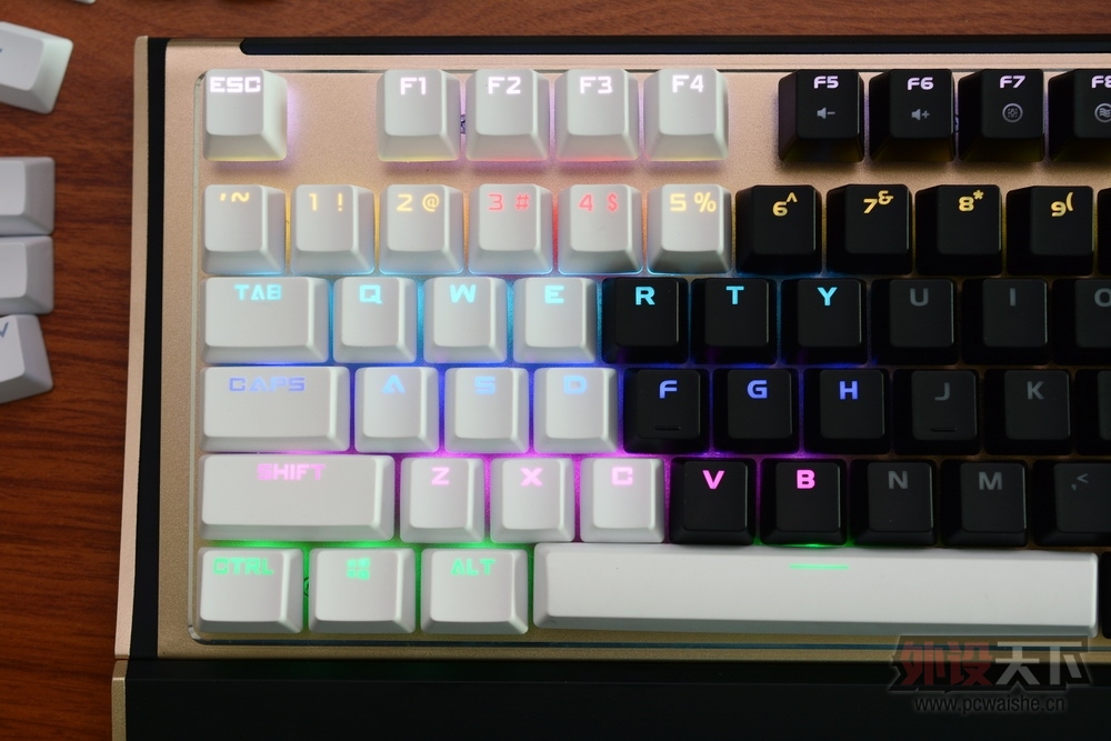 ��һ�ҵ�PBT��ɫ�����ñ