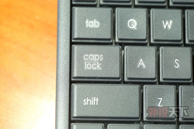 ���ߴ��ؼ��̡��޼�k400 Plusͼ��