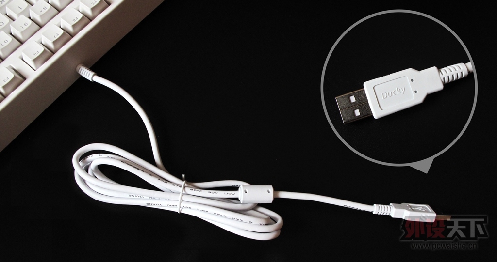 ������ң�DUCKY 2087 S2 EDGս�Ӱ�ɫ�������������濪�������