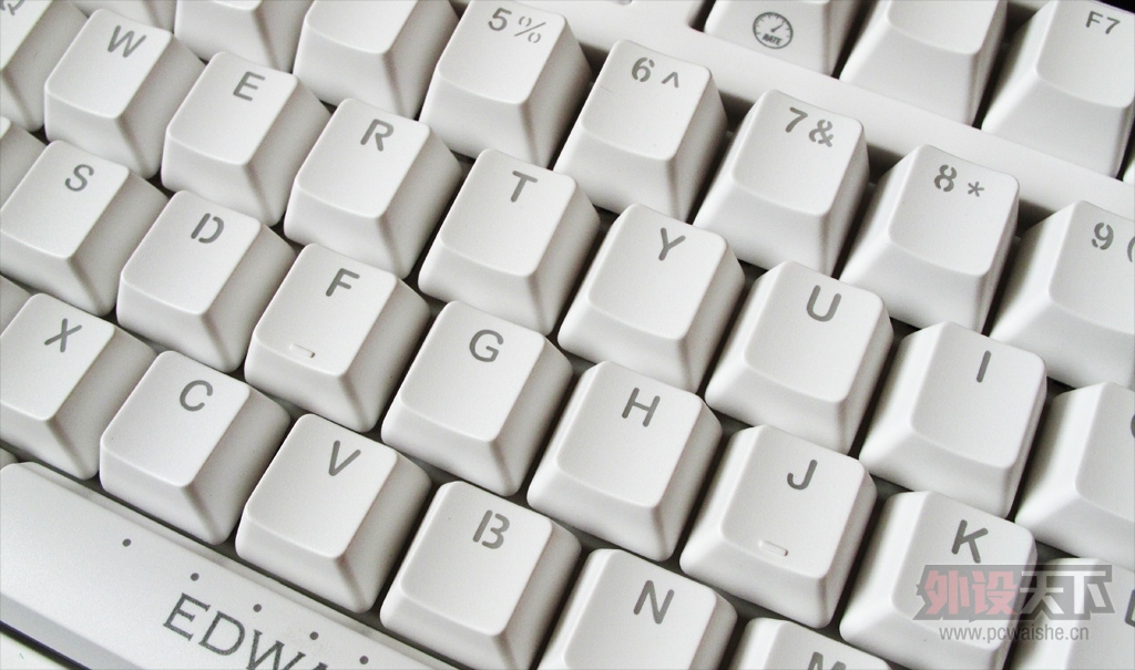 ������ң�DUCKY 2087 S2 EDGս�Ӱ�ɫ�������������濪�������