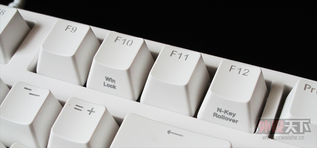 ������ң�DUCKY 2087 S2 EDGս�Ӱ�ɫ�������������濪�������