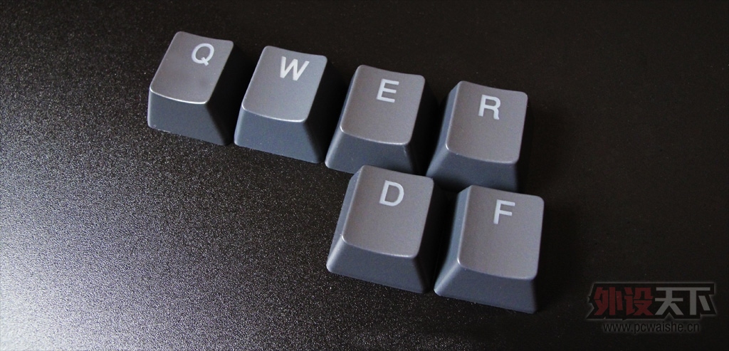 ������ң�DUCKY 2087 S2 EDGս�Ӱ�ɫ�������������濪�������