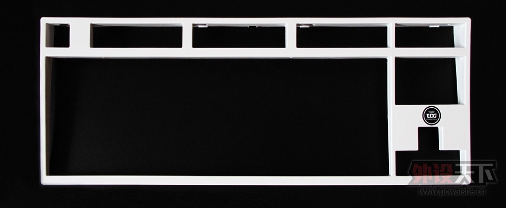 ������ң�DUCKY 2087 S2 EDGս�Ӱ�ɫ�������������濪�������