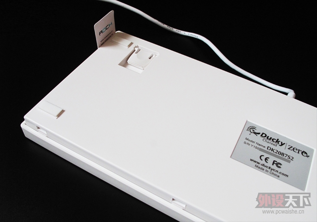 ������ң�DUCKY 2087 S2 EDGս�Ӱ�ɫ�������������濪�������