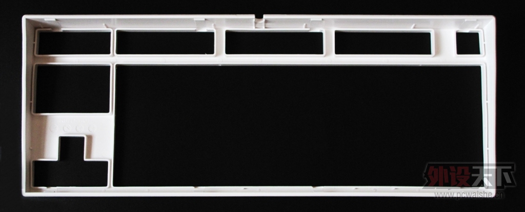 ������ң�DUCKY 2087 S2 EDGս�Ӱ�ɫ�������������濪�������