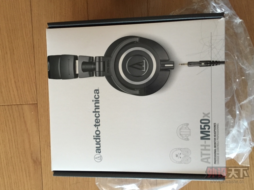 ��ɫ����