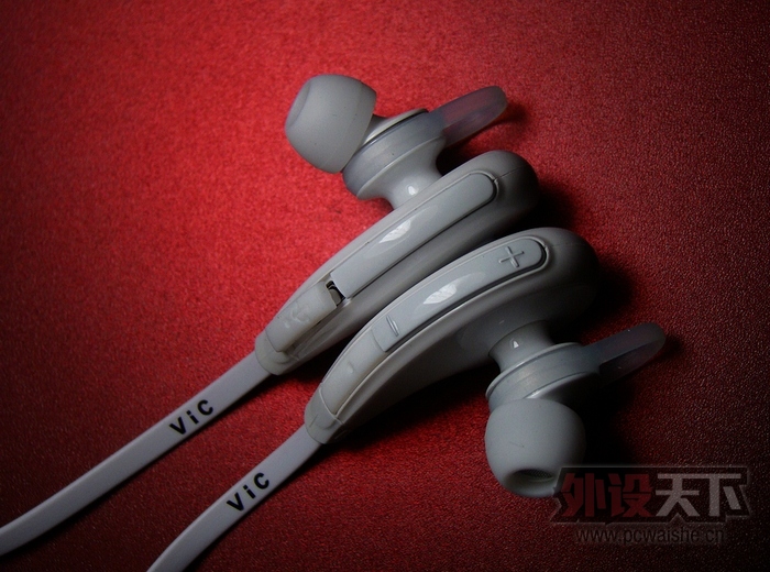 ���ܰ�  ViCޱ�� GHOST ���������˶���Ϸ����