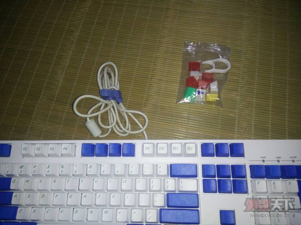 ��ɽ�������۰�ɫikbc f104�������