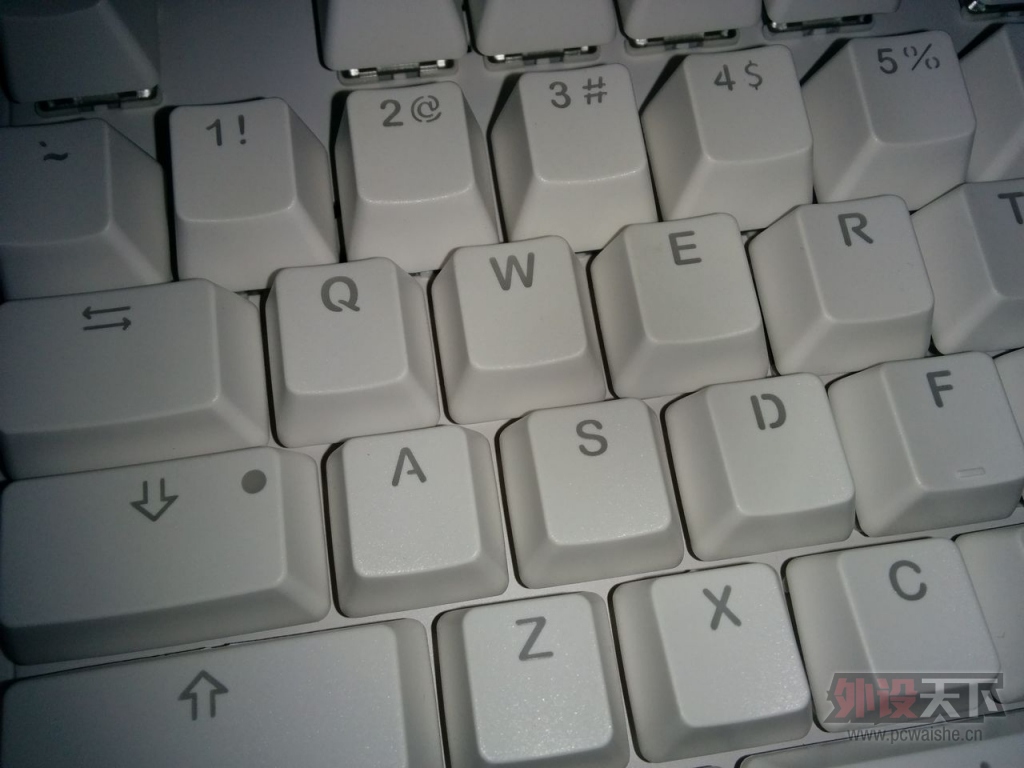 �����ա������ۡ�KBT Next NT108�ײ������е����