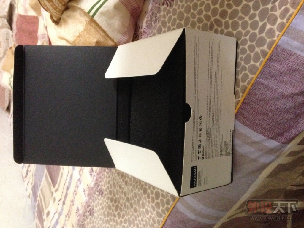 ��������������JBL PULSE���������������죬�Ե���ʮ