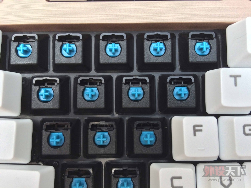 ���Ѽ�ӣ���е����Ҳ��ˮ�������װ�V510�����Ȥζ����