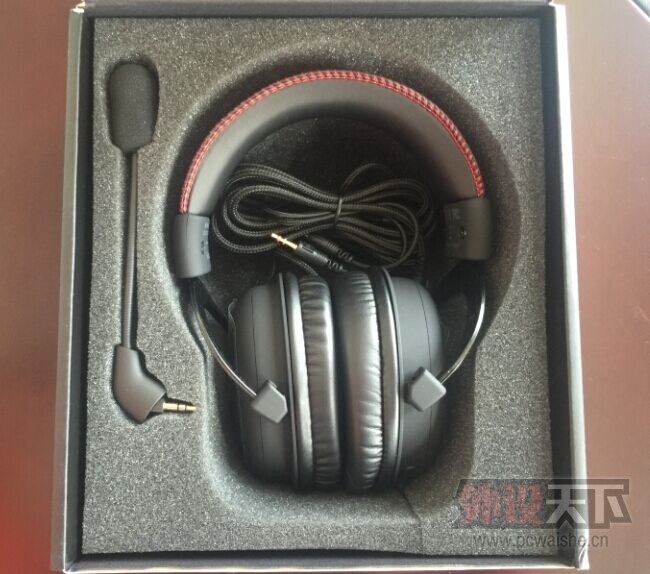 �������V1�����ż��羺��������HyperX Cloud Core