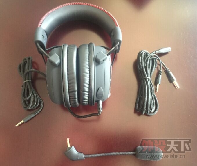 �������V1�����ż��羺��������HyperX Cloud Core