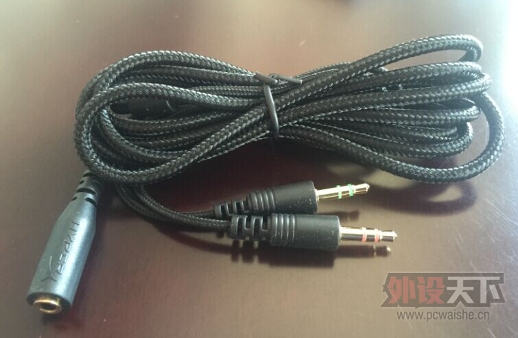 �������V1�����ż��羺��������HyperX Cloud Core