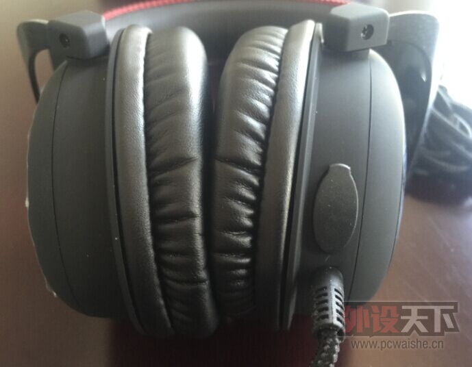 �������V1�����ż��羺��������HyperX Cloud Core