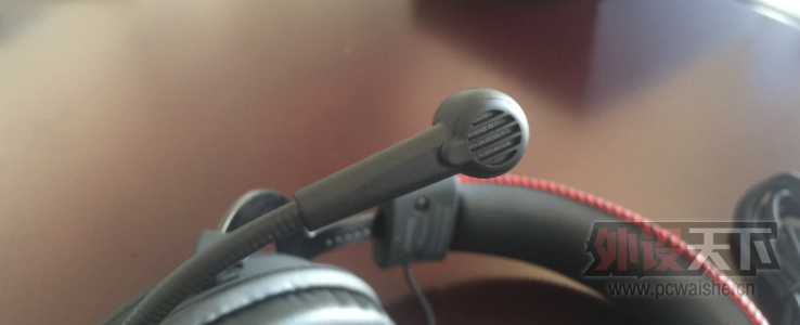 �������V1�����ż��羺��������HyperX Cloud Core