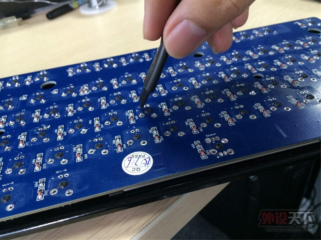 �������漣��JAGORͻϮ�߸���ǣ��ϣ�