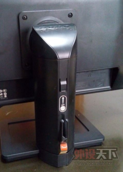 ��ɽ����������ʯͷ �� BENQ �羺3D 120HZ XL2410T��ʾ��3̨  ����