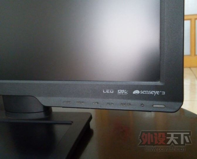 ��ɽ����������ʯͷ �� BENQ �羺3D 120HZ XL2410T��ʾ��3̨  ����