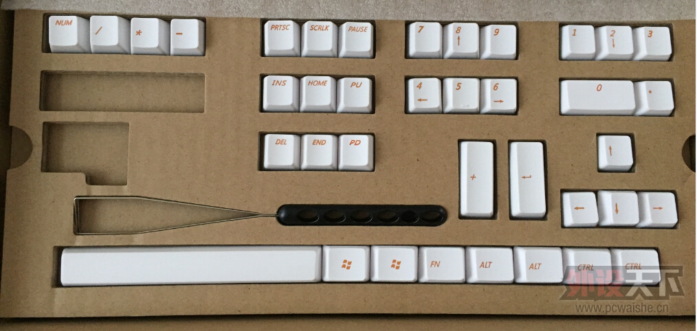 [�人] �������������������ǹ�콢���IKBC 104���PBT��ñ