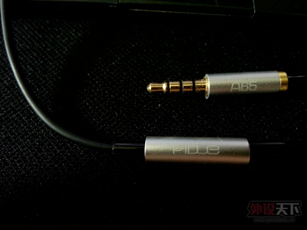 �������������ķɶ�A65