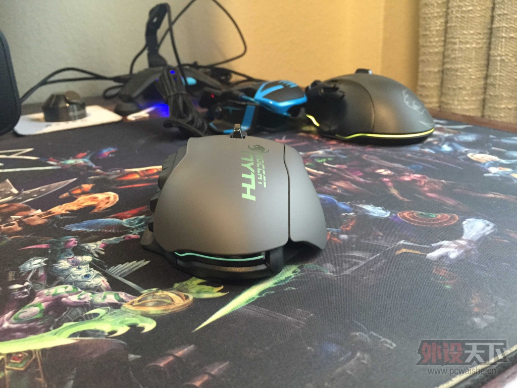 ���ʣ������ֵ� ROCCAT NYTH���䡣