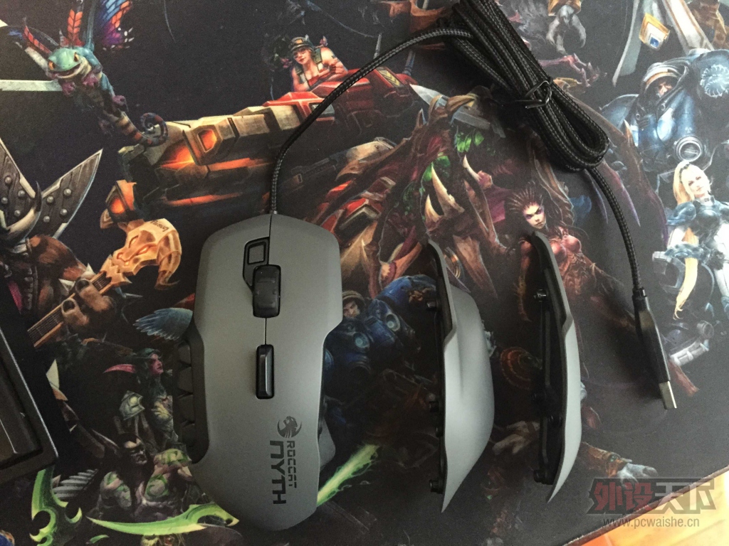 ���ʣ������ֵ� ROCCAT NYTH���䡣