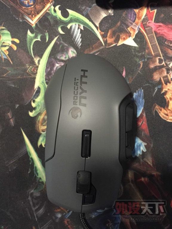 ���ʣ������ֵ� ROCCAT NYTH���䡣