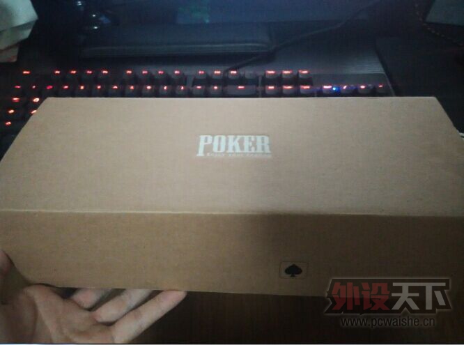 ��������POKER һ��������Ӹ��˶���PBT��ñ 350����(�ѳ�)