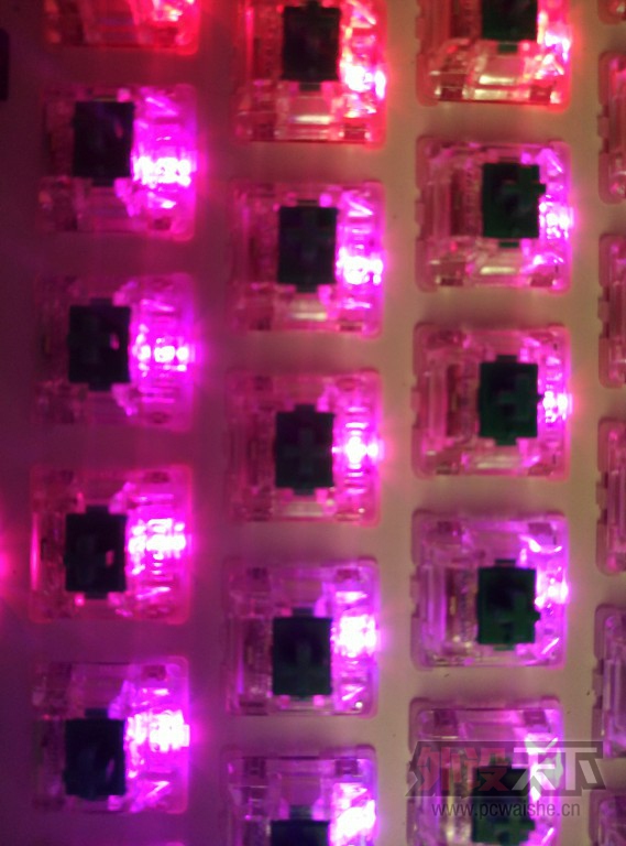 �ȿ���ռ�ӣ��ŵ�ͼ�������ӣ����������